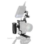 SmallRig "HawkLock" Quick Release Vertical Shooting Cage Kit for Canon EOS R6 V 6382 - Imagen 2