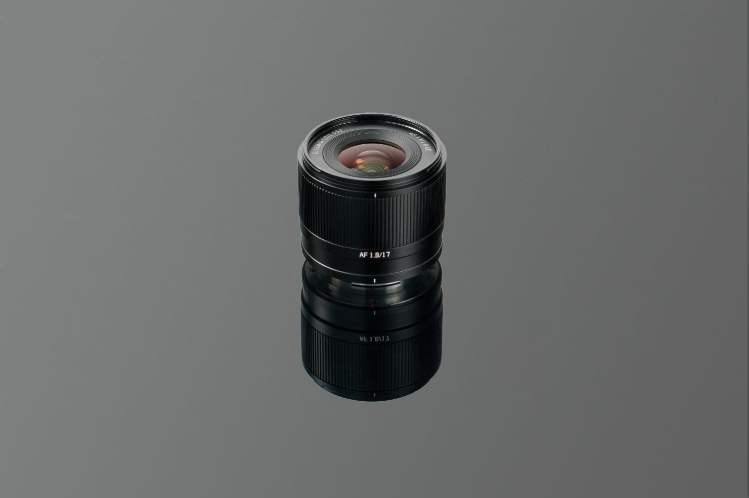 dsc00004-1.png TTArtisan APS-C AF 17mm F1.8 Fuji X mount Black - Imagen 1