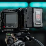 Tilta Foldable Battery Plate for Blackmagic PYXIS 6K/12K - V Mount - Imagen 4
